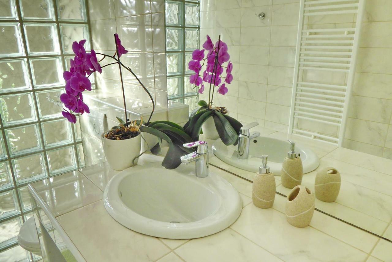 קרק Apartments Curicta 1 מראה חיצוני תמונה