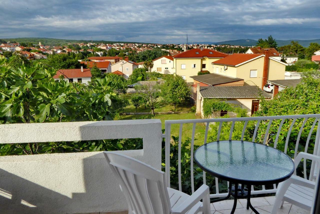קרק Apartments Curicta 1 מראה חיצוני תמונה