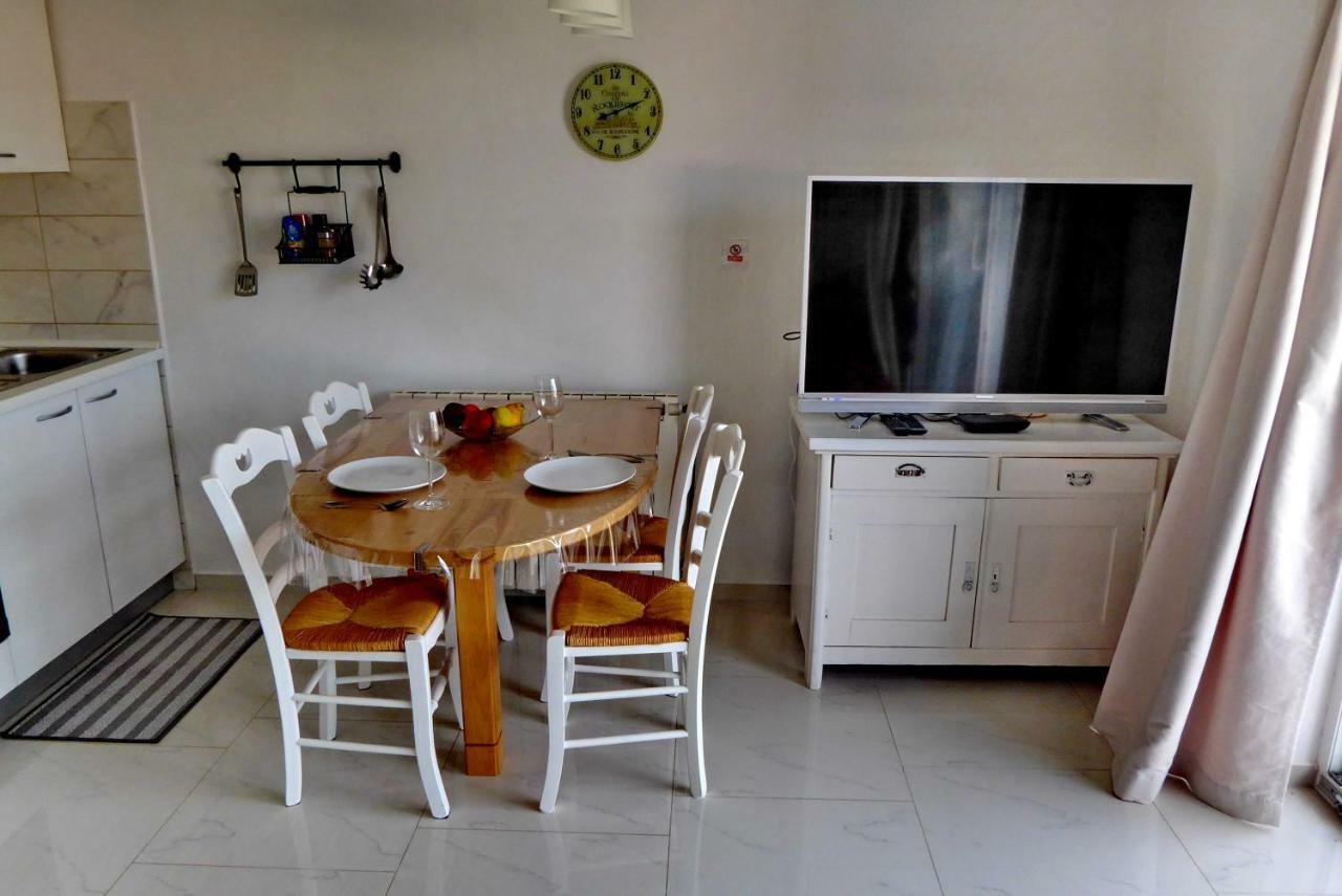 קרק Apartments Curicta 1 מראה חיצוני תמונה